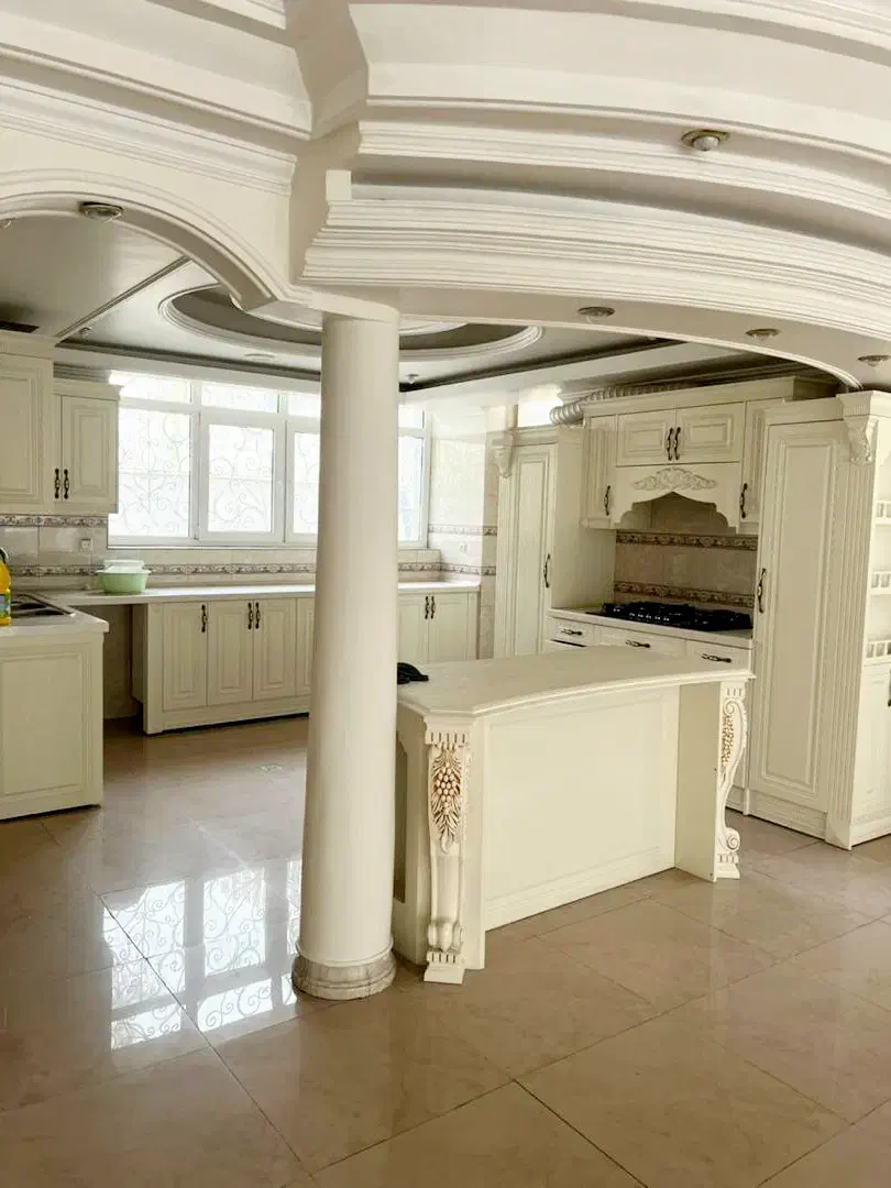 ویلا ۲۵۰متر ۴خ فاز ۴/شهرک غرب