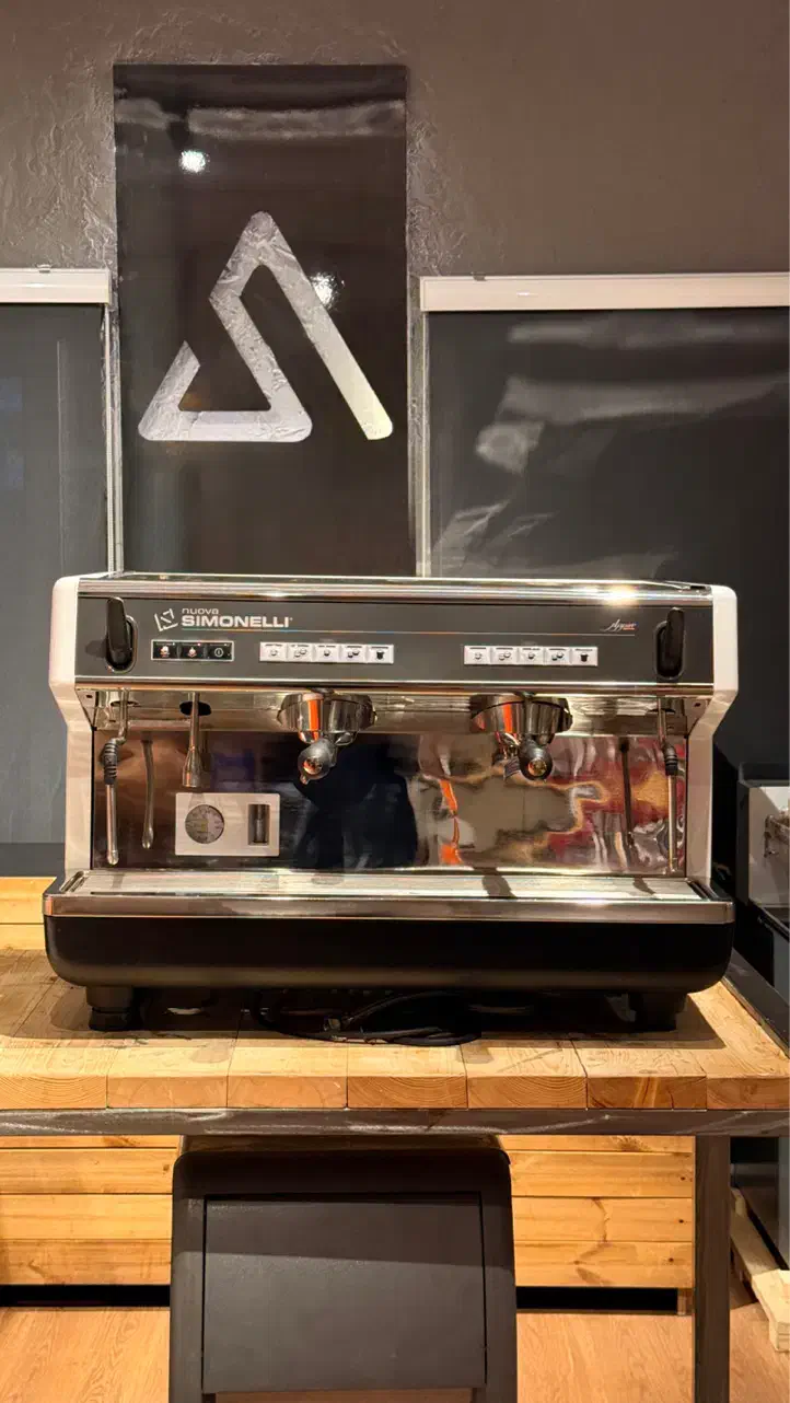 دستگاه اسپرسوساز قهوه ساز صنعتی سیمونلی آپیا تال|کافیشاپ و رستوران|تهران, نیاوران|دیوار