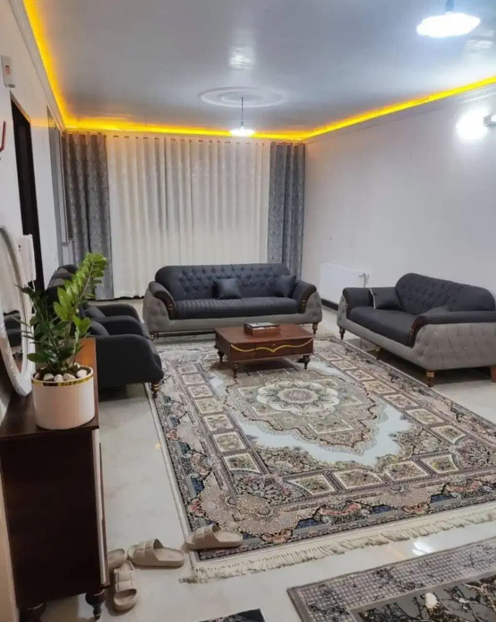 اجاره سوییت.روزانه پاره وقت وغیره|اجارهٔ کوتاه‌مدت آپارتمان و سوئیت|کرج, شاهین‌ویلا|دیوار