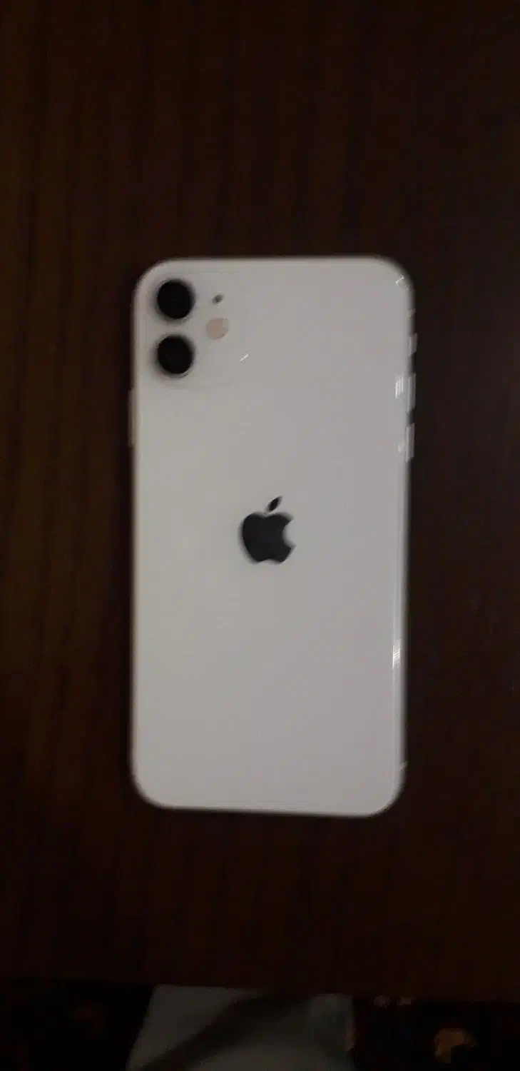 iphone 11 128G LLA|موبایل|کرج, مطهری|دیوار