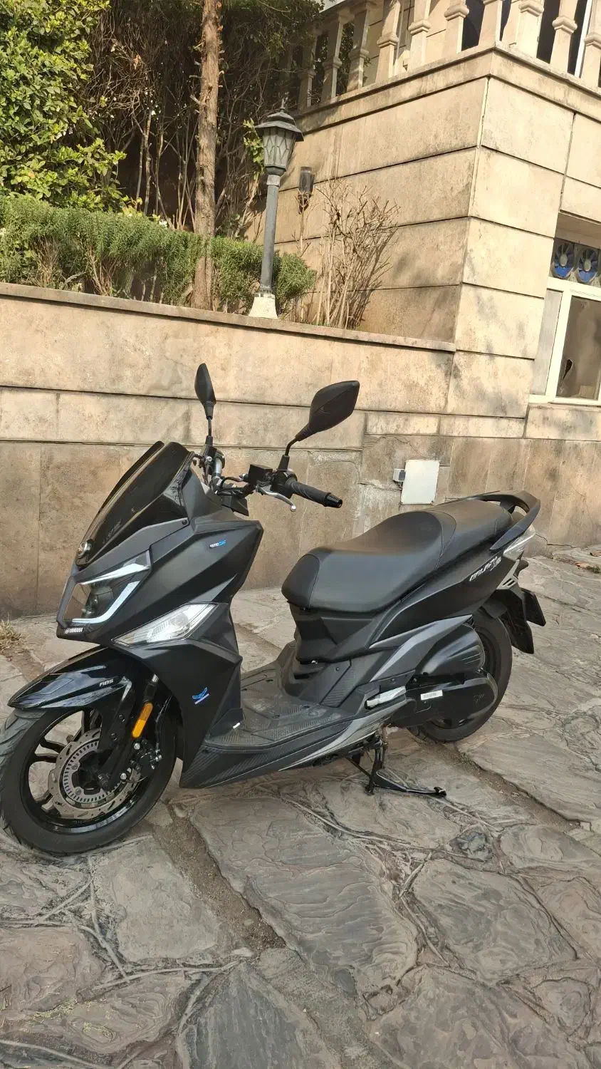 j200 1404  جی ۲۰۰|موتورسیکلت|تهران, فرمانیه|دیوار