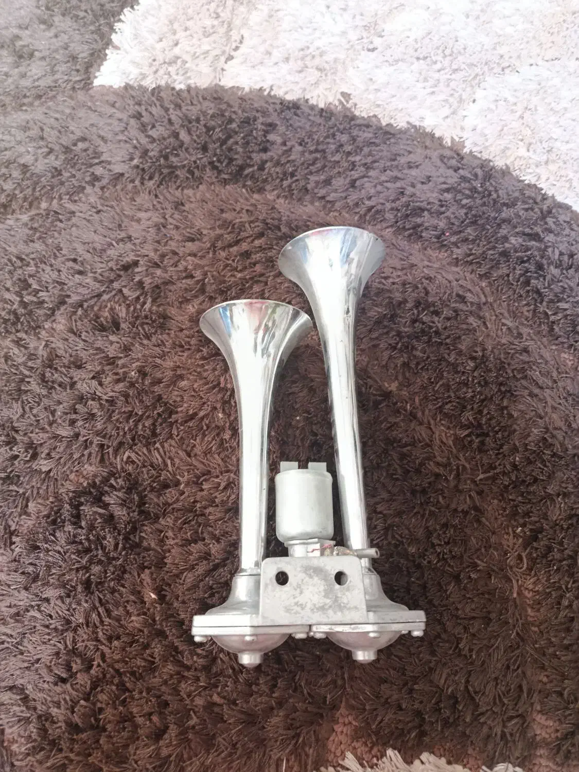 بوق بادی استیل|قطعات یدکی و لوازم جانبی|هشتگرد, هشتگرد قدیم|دیوار