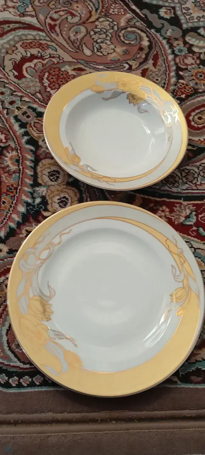 سرویس چینی 18تیکه|ظروف سرو و پذیرایی|بهبهان, |دیوار