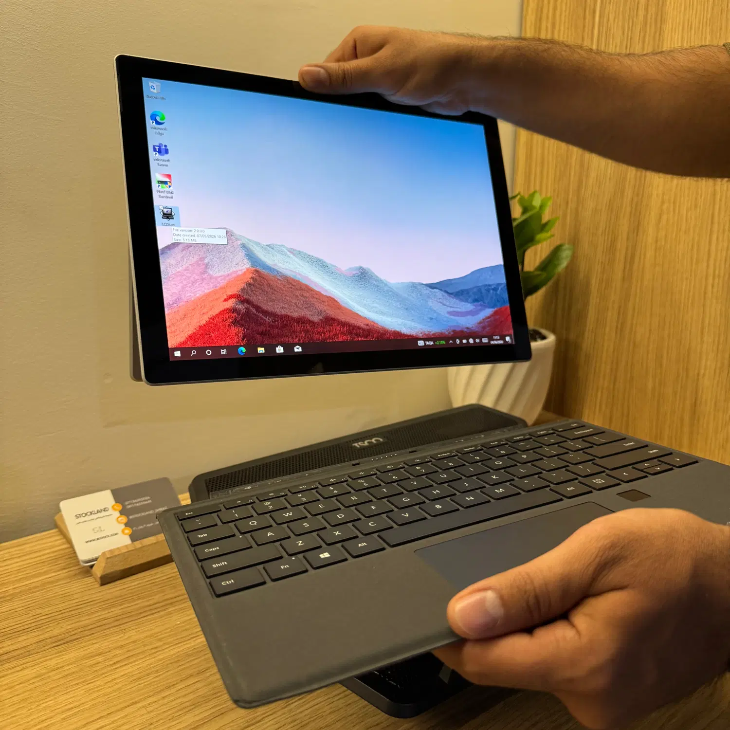 لپ تاپ SURFACE PRO 6 کورای ۵ با کیبورد و شارژر اصل|رایانه همراه|شیراز, عفیفآباد|دیوار