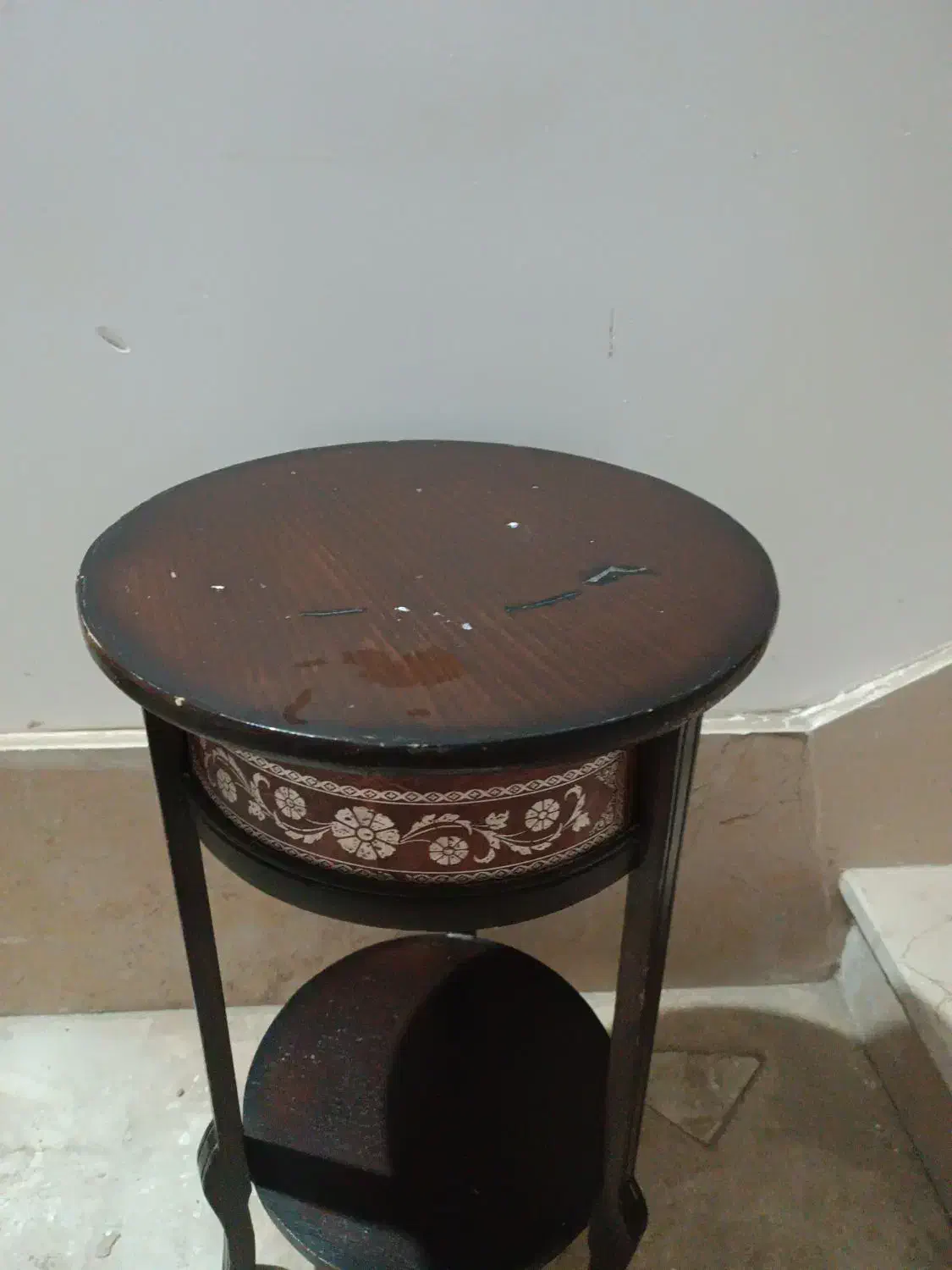 میز تلفن یا گرامافون|میز تلفن|مشهد, امیریه|دیوار