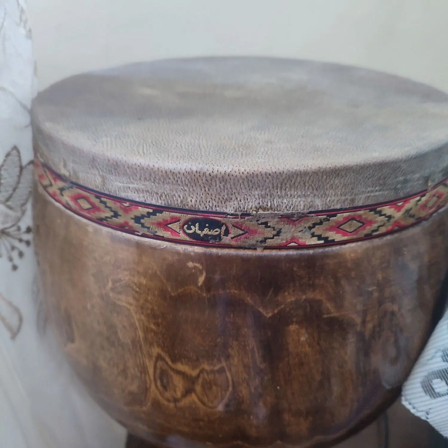 تنبک|درام و پرکاشن|هشترود, |دیوار