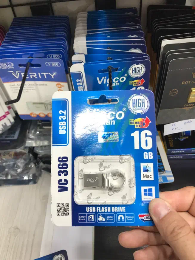 فلش ۱۶ گیگ با گارانتی تعویض|لوازم جانبی موبایل و تبلت|ایلام, |دیوار