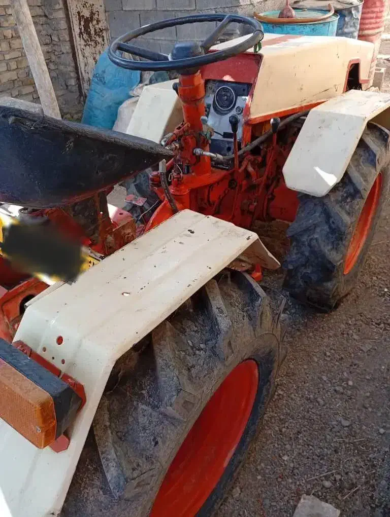 فروش یک دستگاه تراکتور باغی گلدانی|خودرو سنگین|ارسنجان, |دیوار