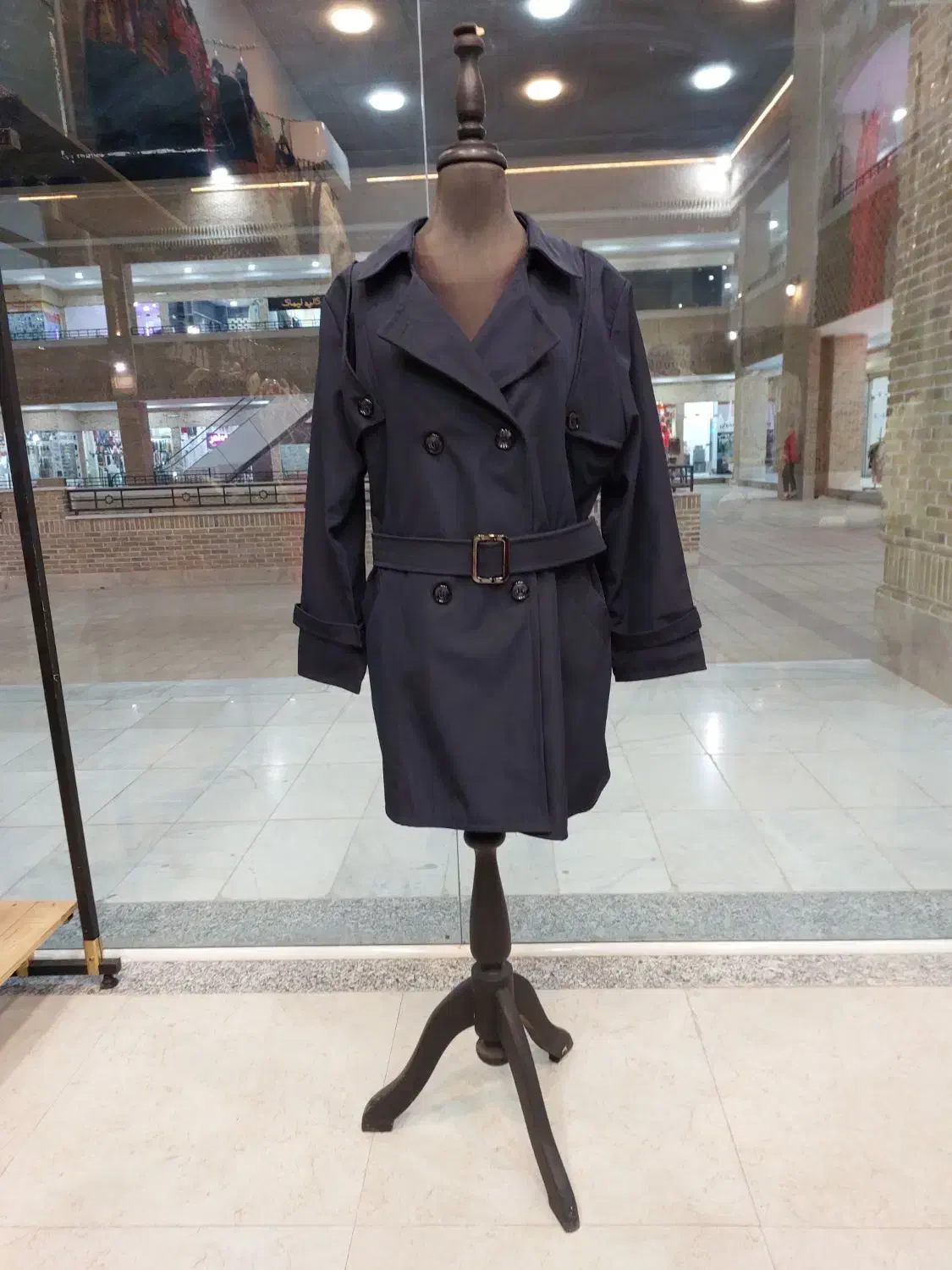 بارانی سانتانا|لباس|سبزوار, مدرس|دیوار