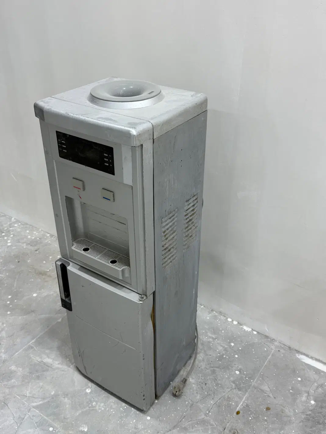 ابسردکن یخچال دار|آب‌سردکن و تصفیه آب|اهواز, زیتون کارمندی|دیوار