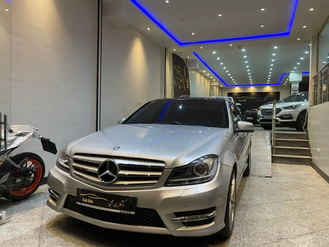 بنز C200 مدل ۲۰۱۴/ نقدو اقساط|خودرو سواری و وانت|تهران, شهرک نفت|دیوار