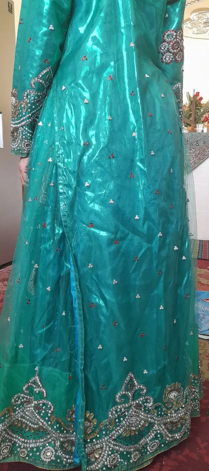 لباس ترکی|لباس|فیروزآباد (فارس), |دیوار