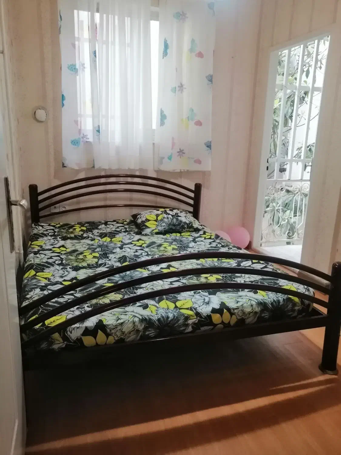 اجاره روزانه/هفتگی آپارتمان با پارکینگ در صفاری|اجارهٔ کوتاه‌مدت آپارتمان و سوئیت|رشت, صفاری|دیوار