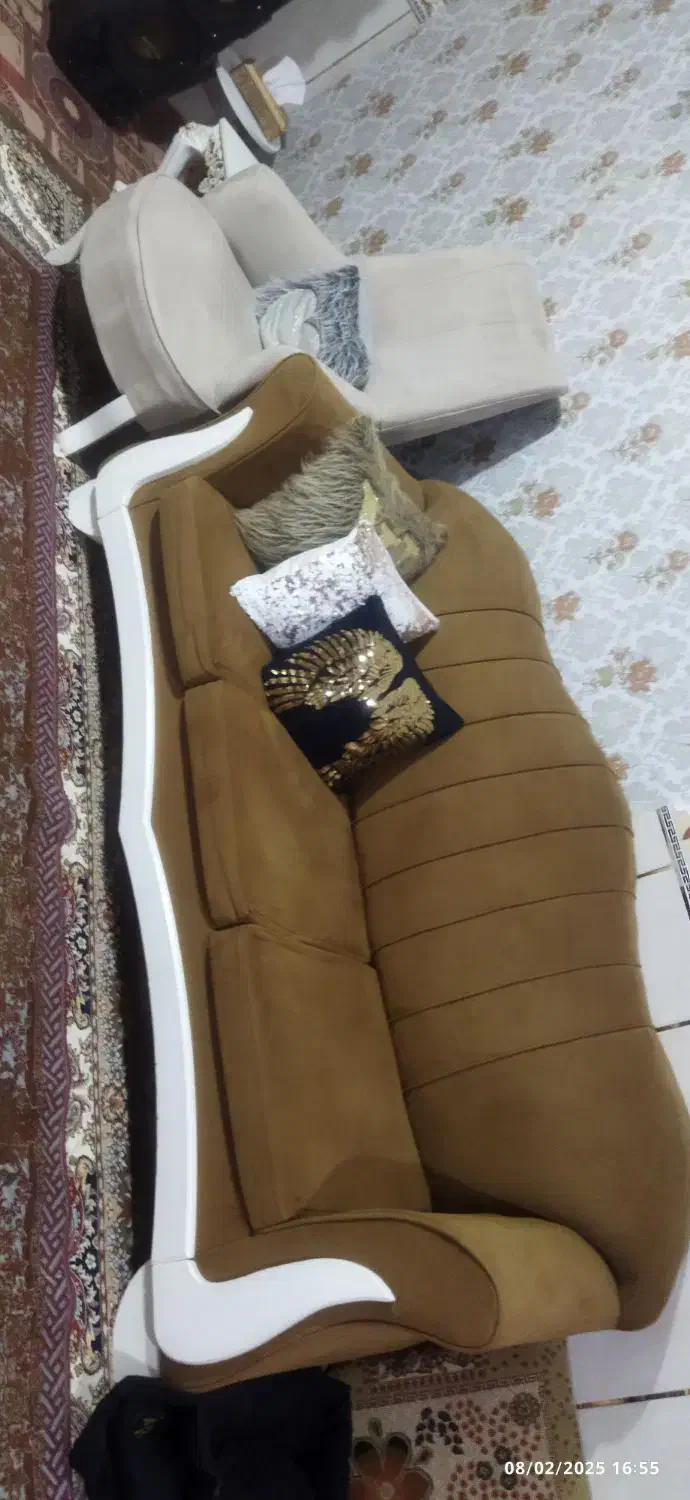 مبل هفت نفر کارکرده|مبلمان خانگی و میز عسلی|بشاریات, |دیوار