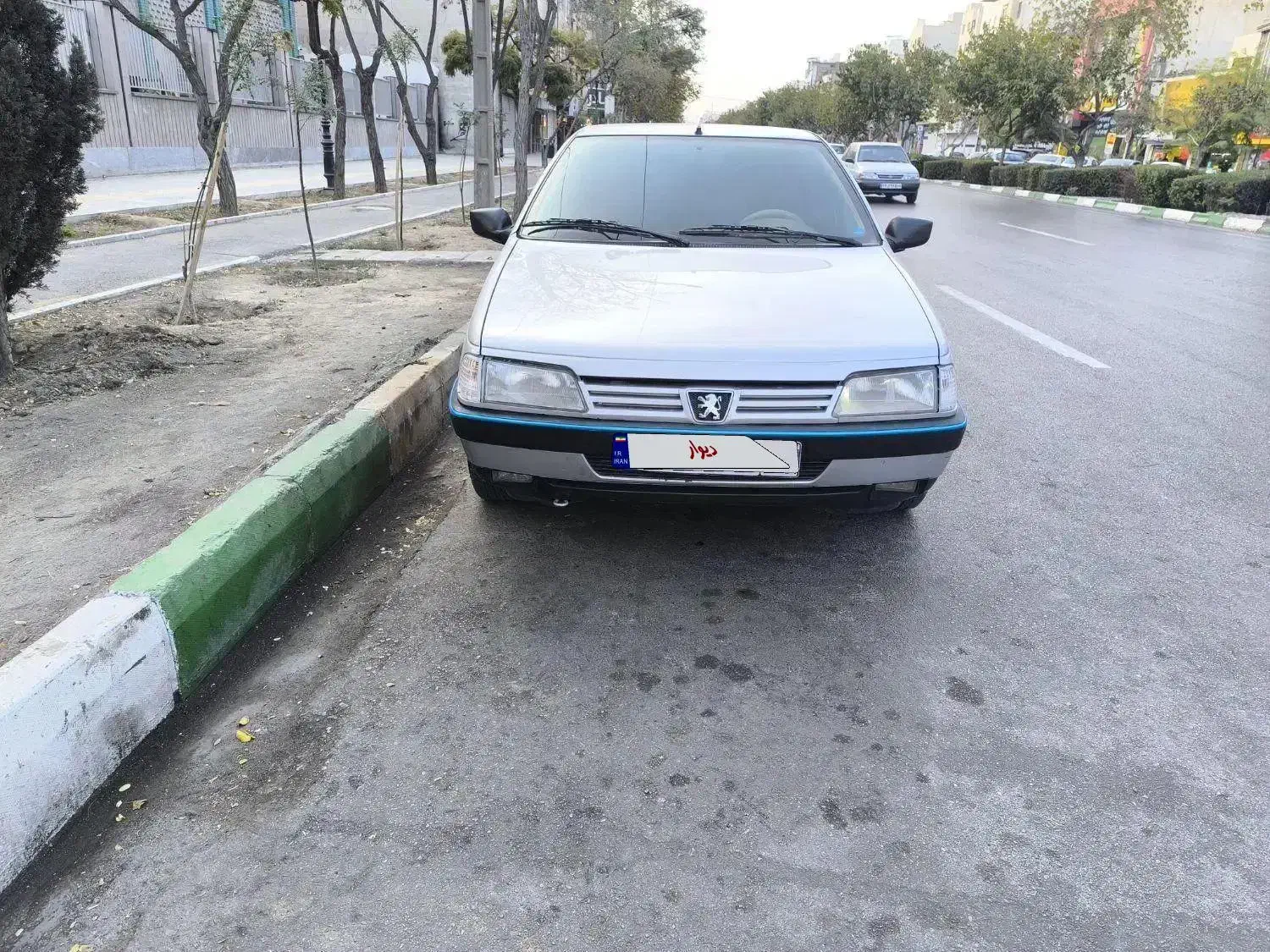 پژو 405 نقره ای مدل 97|خودرو سواری و وانت|مشهد, فلسطین|دیوار