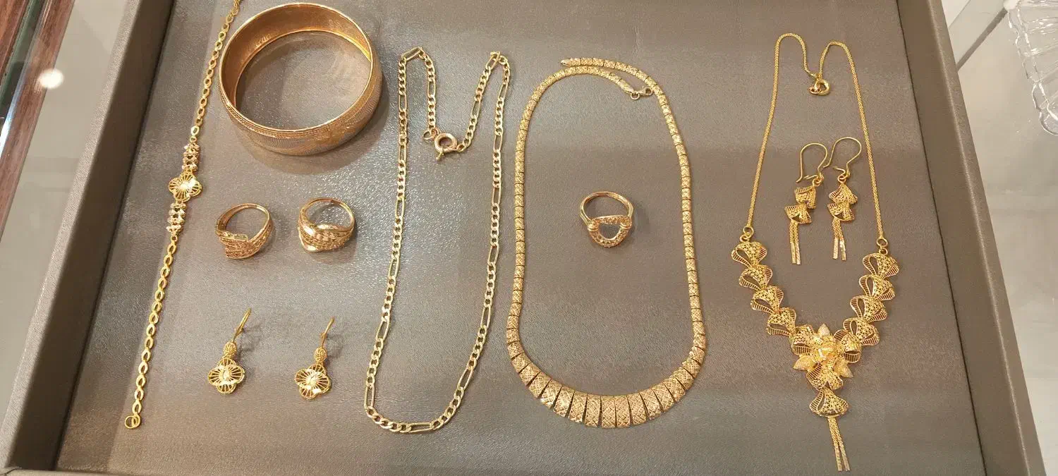 طلاهای نو تمیز فقط ۳ و ۴ درصد|جواهرات|تهران, عبدل‌آباد|دیوار