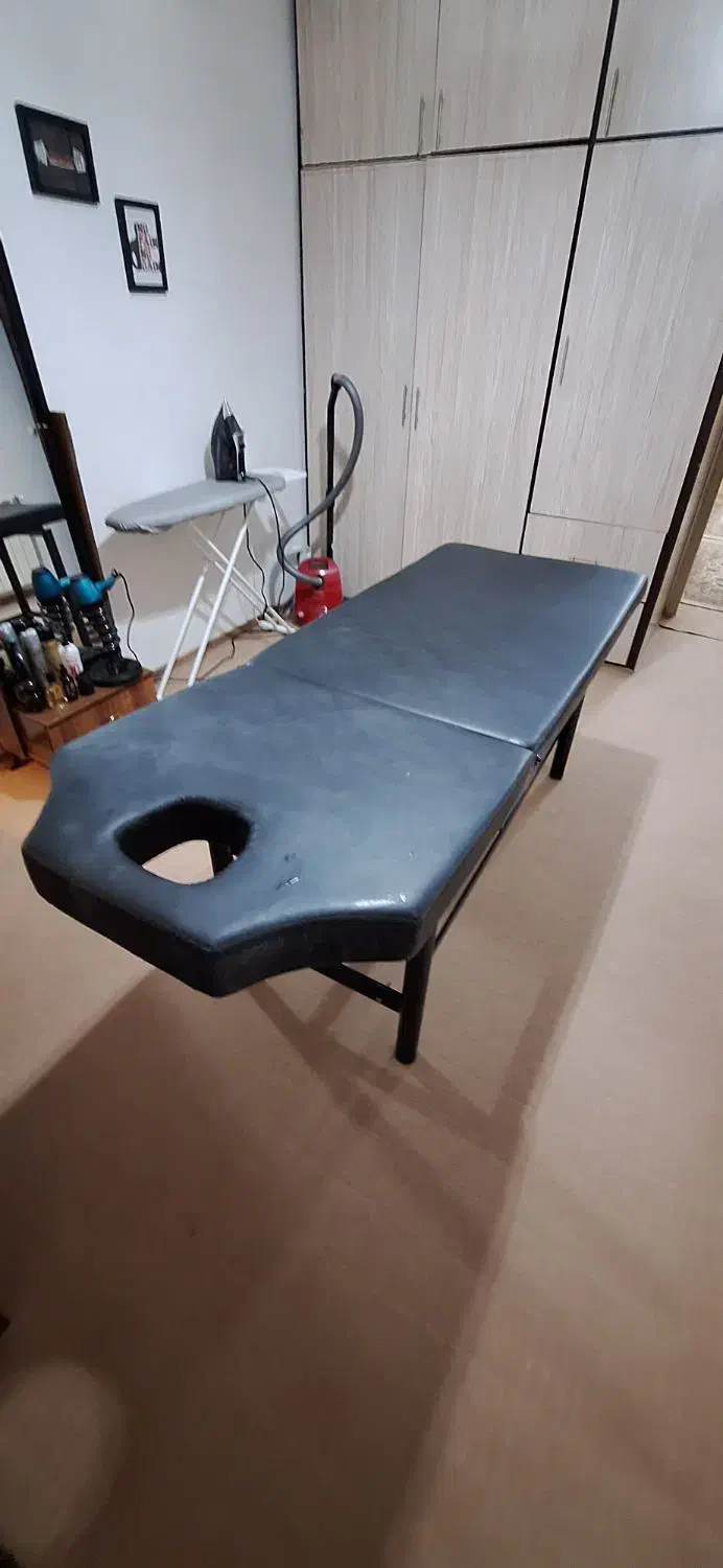 تخت ماساژ و اپیلاسیون|آرایشگاه و سالن‌های زیبایی|سهند, |دیوار