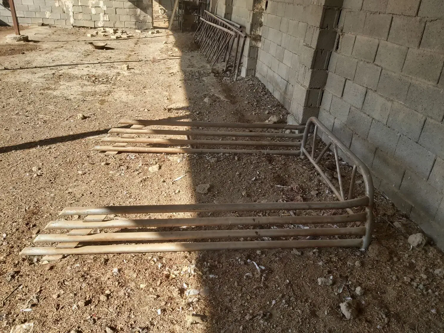 باربند مزدا دوهزار قهدریجان۴ لوله|قطعات یدکی و لوازم جانبی|قهدریجان, |دیوار