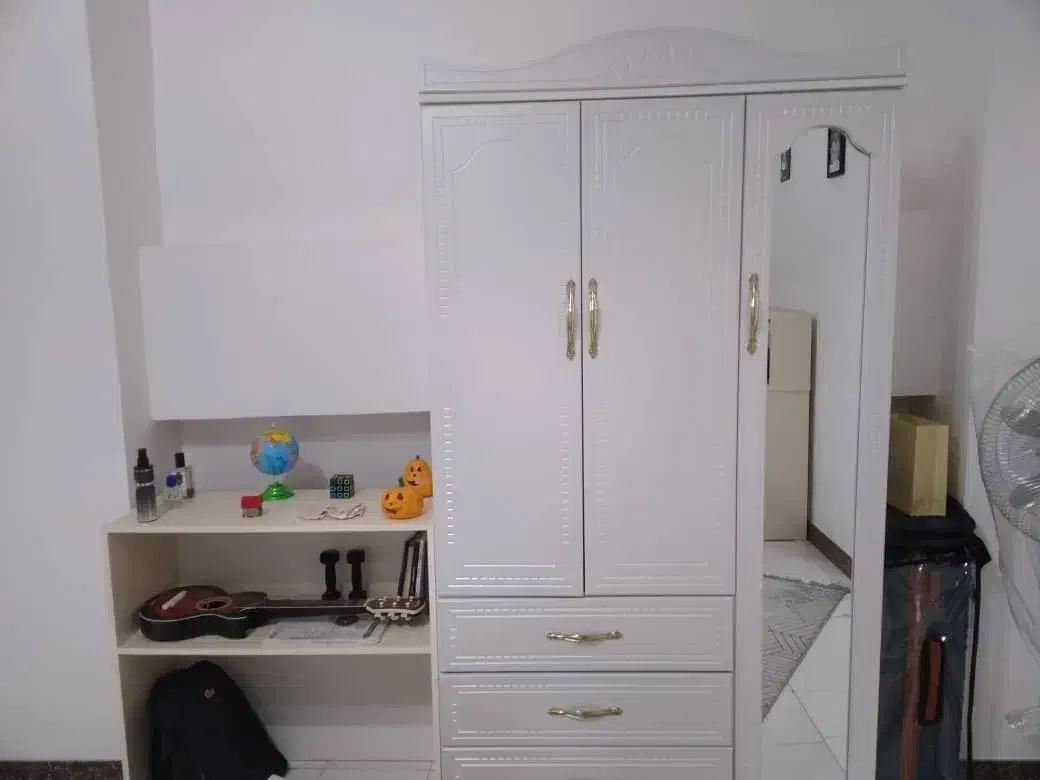 کمد|جاکفشی، کمد، دراور|رشت, هلال احمر|دیوار