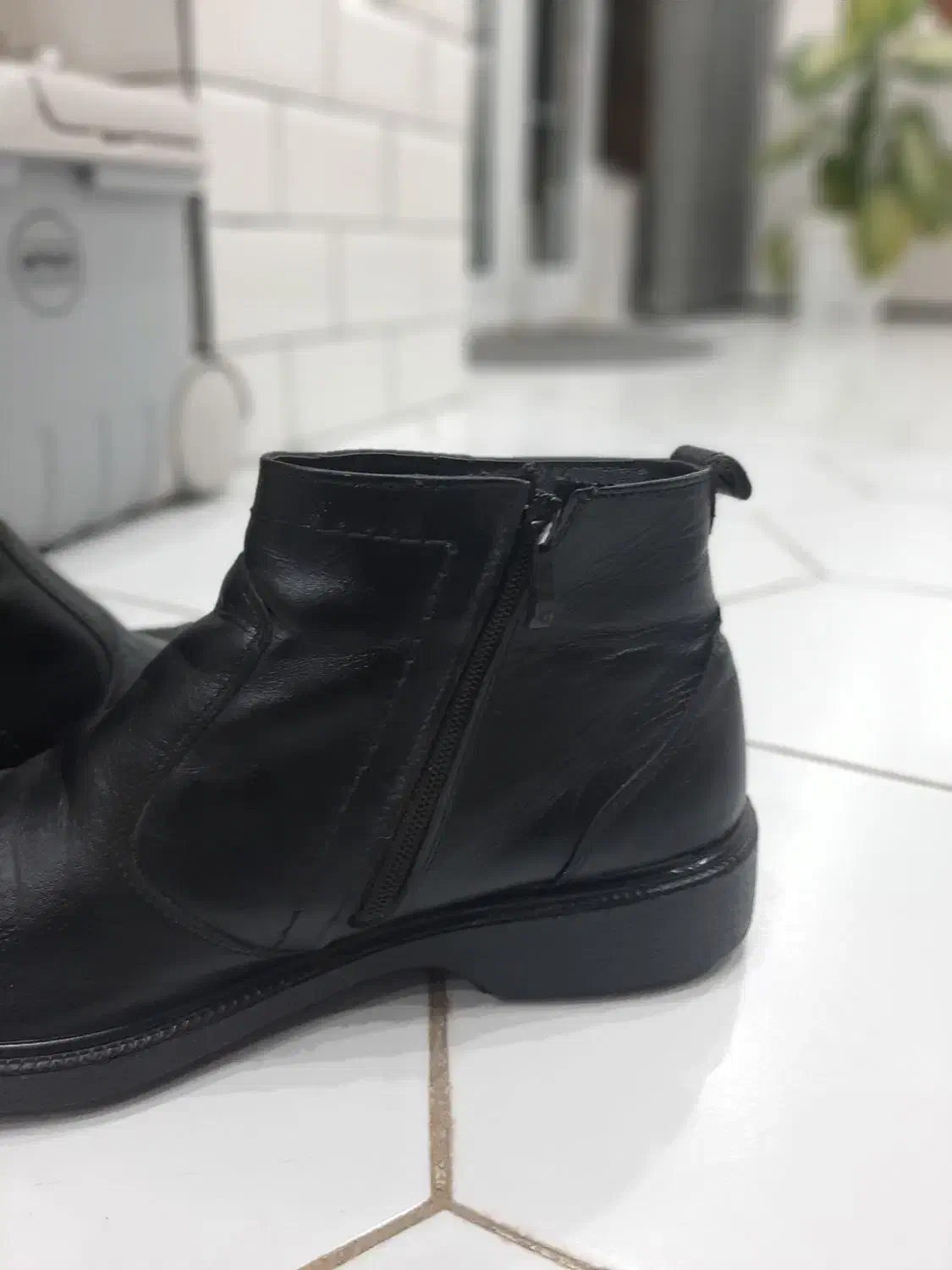 نیم بوت در حد سایز۴۴|کیف، کفش، کمربند|چرداول, |دیوار