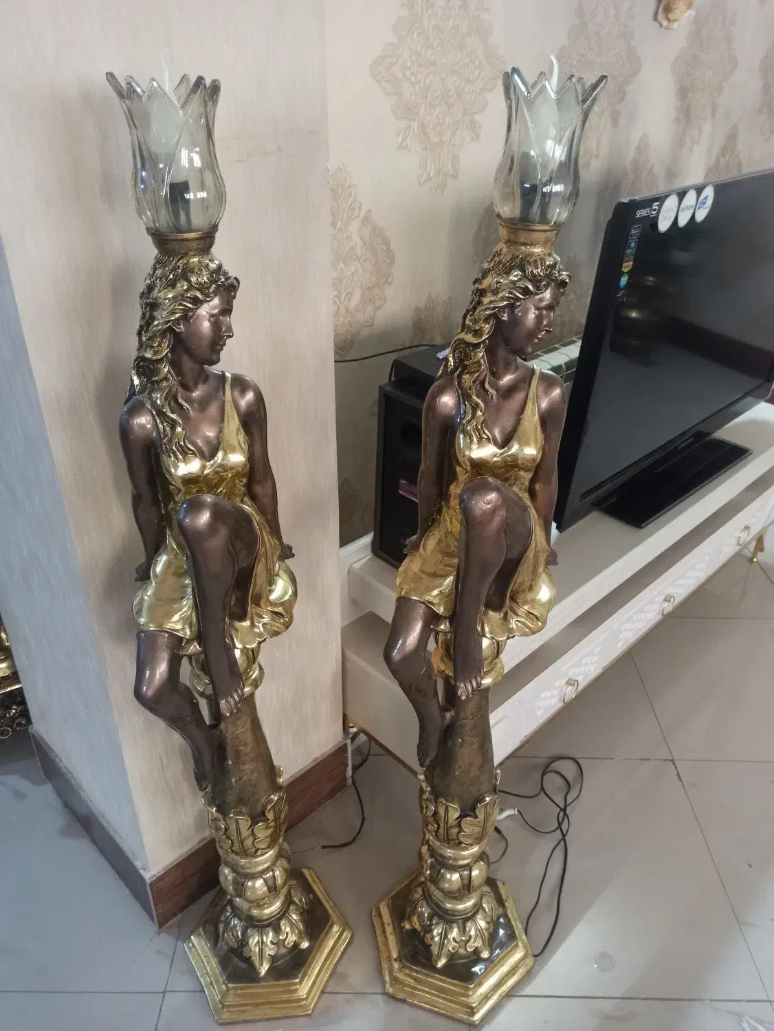 مجسمه|مجسمه، تندیس، ماکت|قم, باجک سه|دیوار