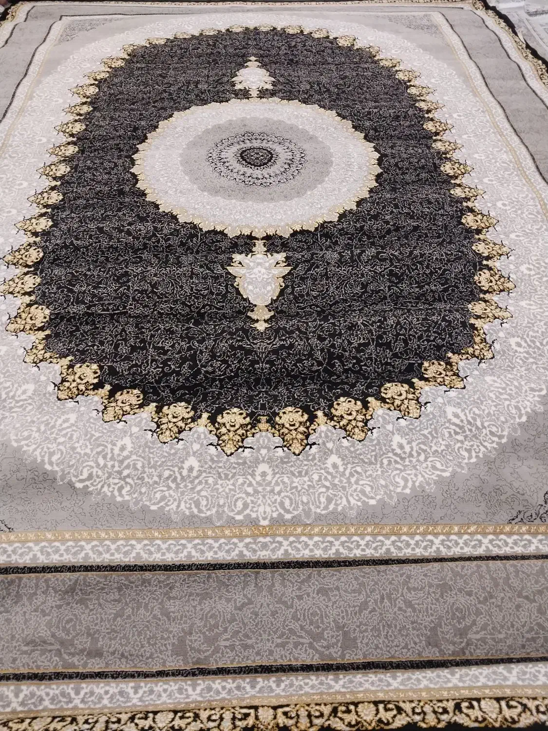 یه دونه۹متری۷۰۰شانه نخ|فرش|اندیمشک, |دیوار