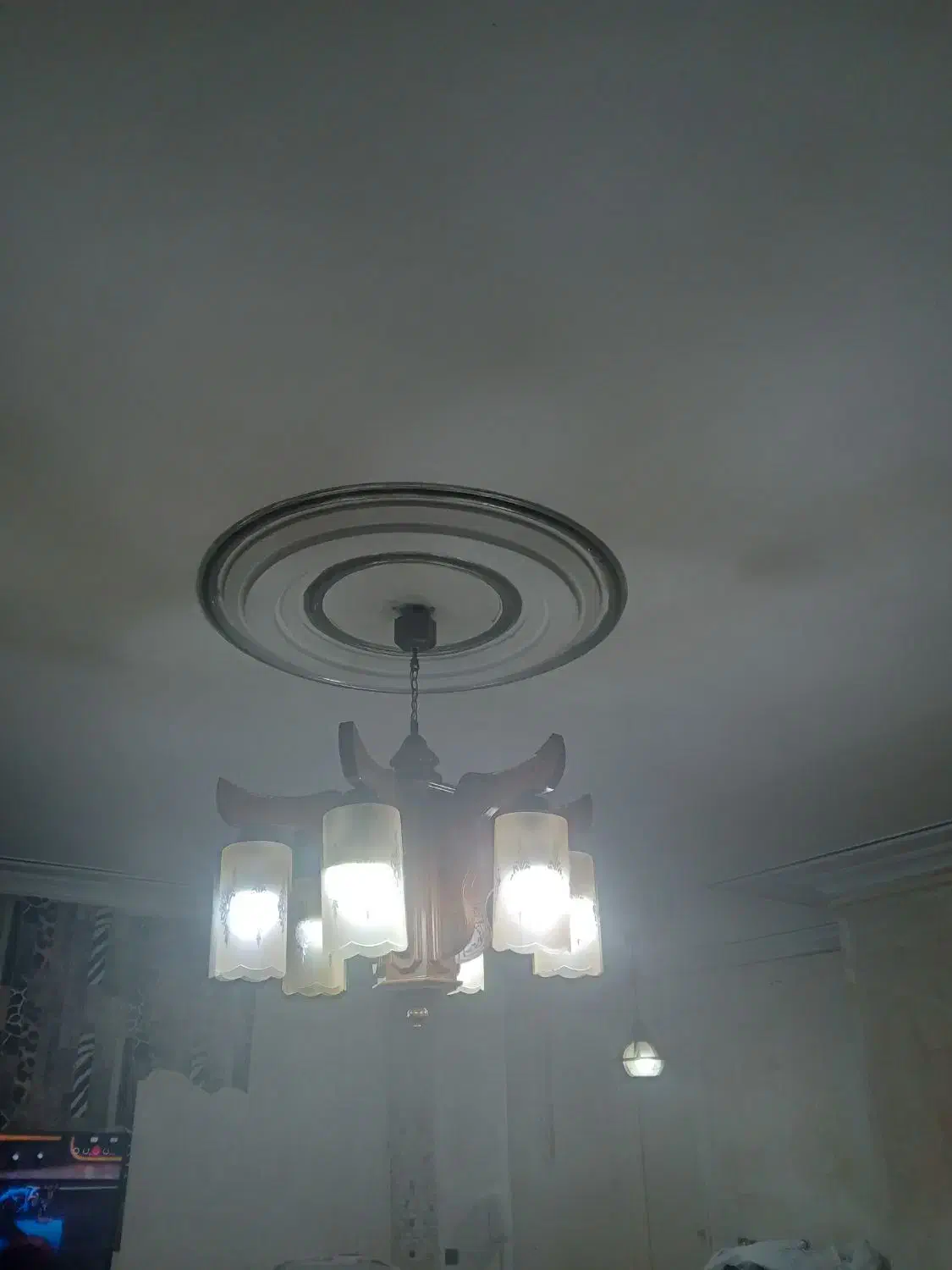 لوستر۶شعله|لوستر و چراغ آویز|فردیس, شهرک شهید حسینی|دیوار