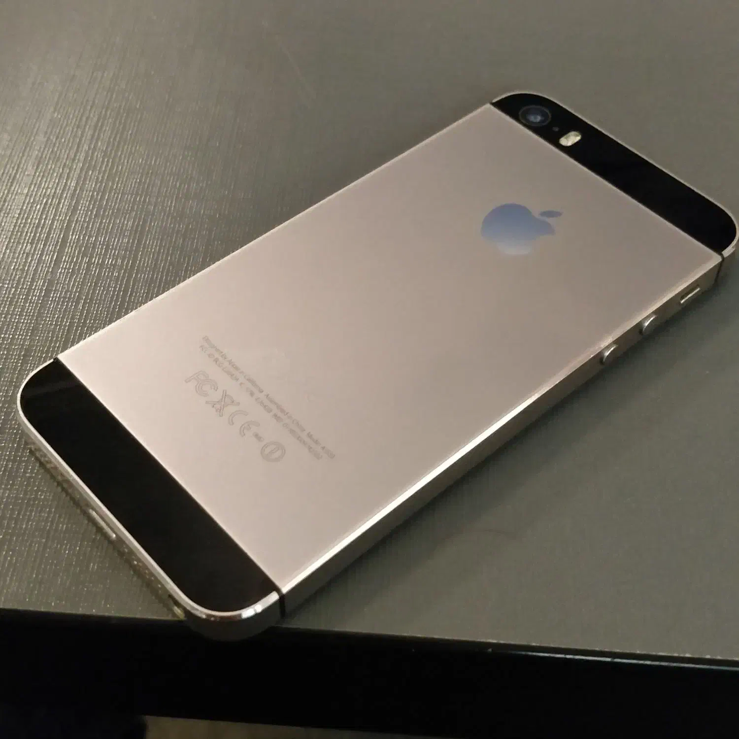iphone 5s 32gb|موبایل|تهران, نیلوفر|دیوار