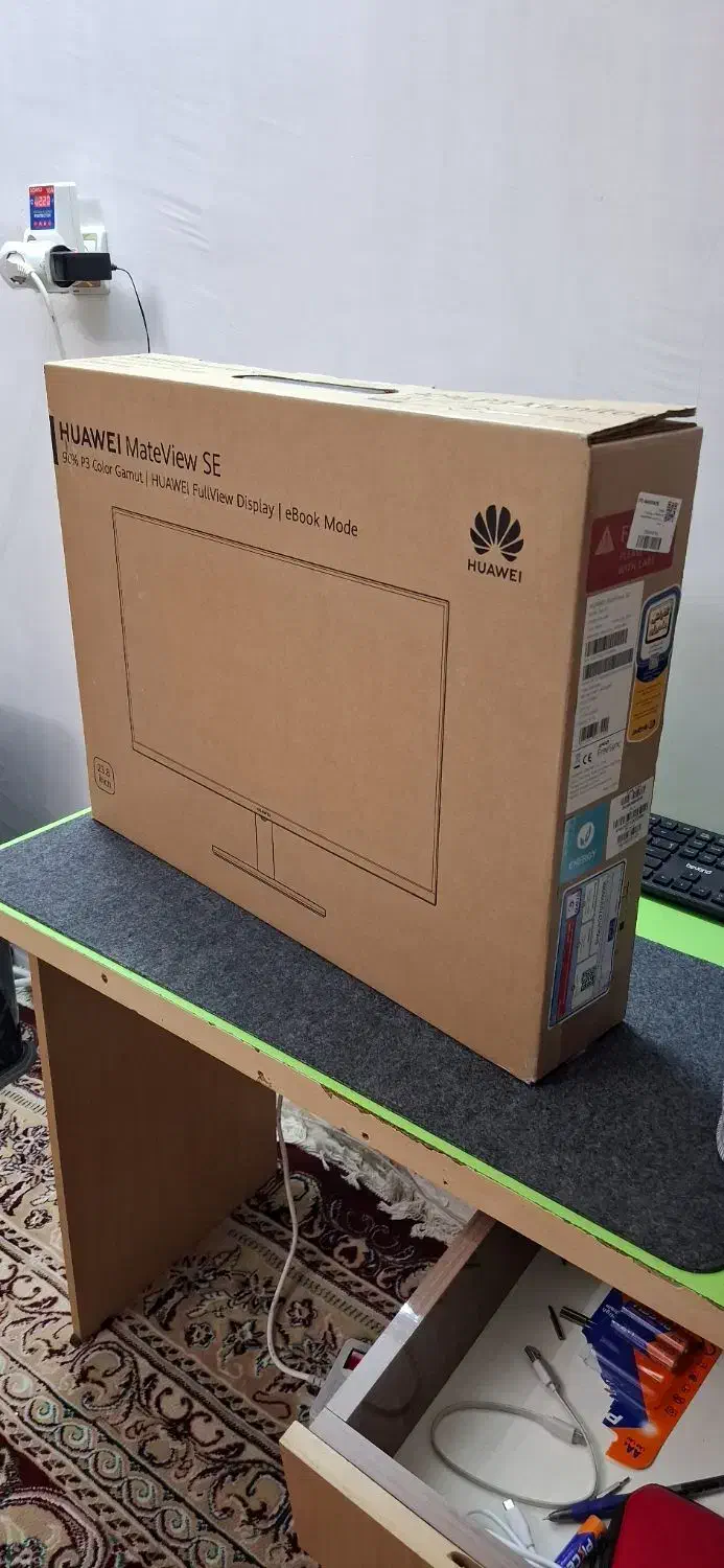 مانیتور ۲۴ اینچ هواوی|قطعات و لوازم جانبی رایانه|تبریز, |دیوار