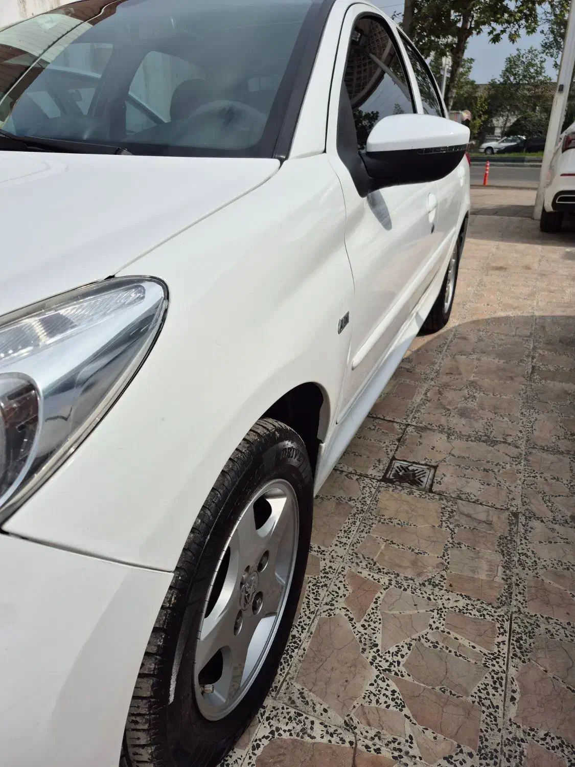 207 اتومات 403 ارتقا یافته|خودرو سواری و وانت|رشت, کوی جام جم|دیوار