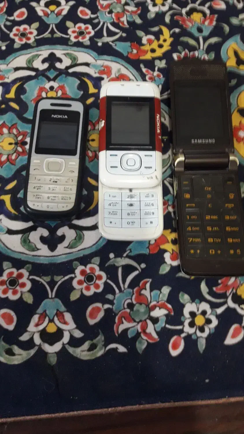 سه عدد گوشی قدیمی اصل|موبایل|یاسوج, |دیوار