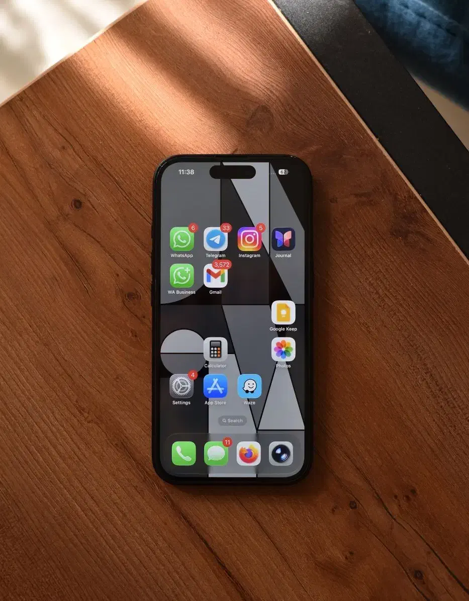 آیفون iPhone 16 نرمال|موبایل|تهران, سید خندان (جلفا)|دیوار
