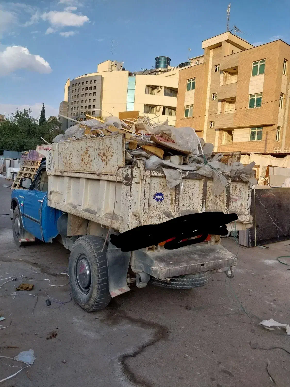 حمل  نخاله و فروش انواع  مصالح ساختمانی|خدمات حمل و نقل|شیراز, ستارخان|دیوار