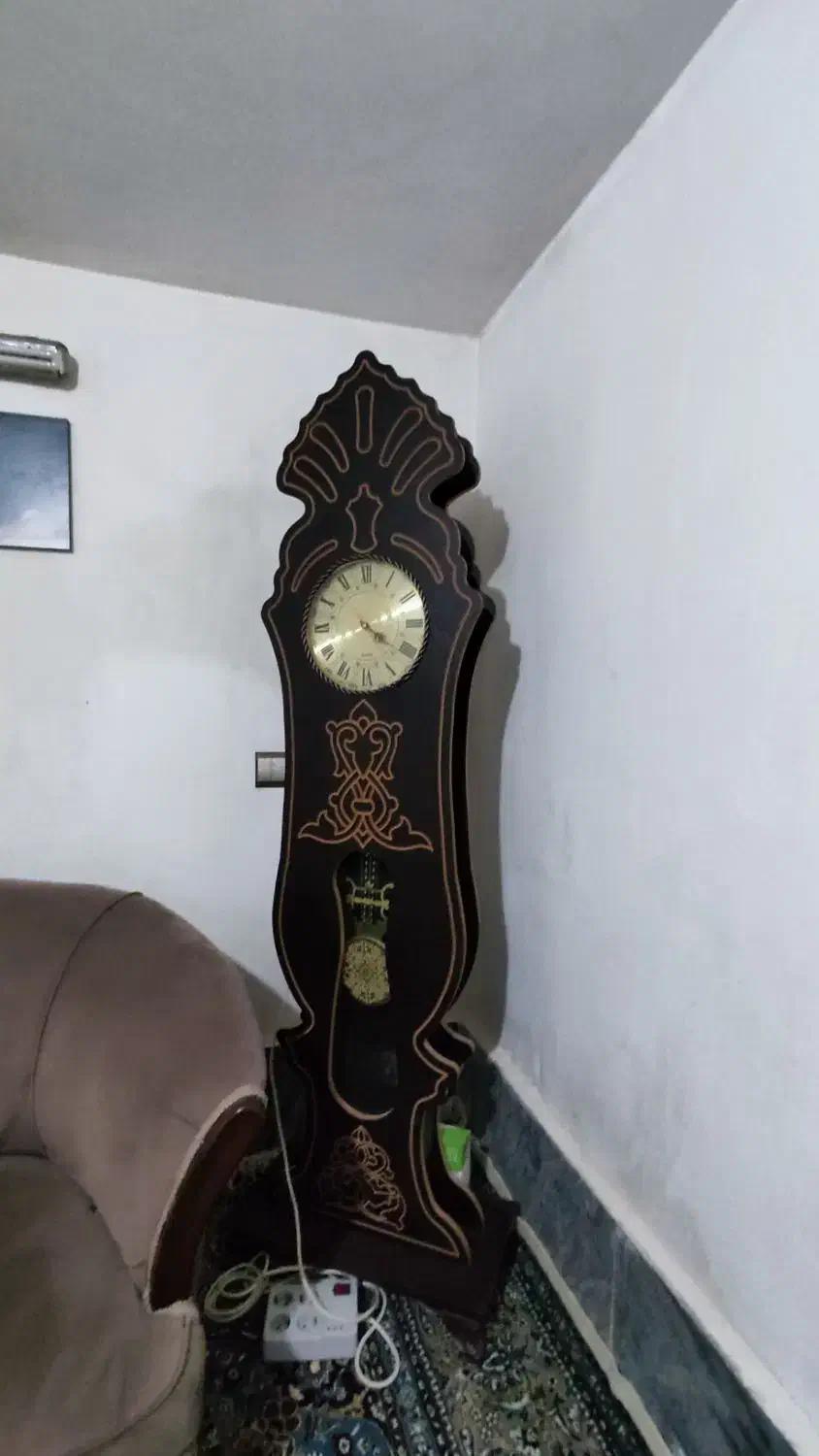 فروش ساعت ایستاده چوب گردو|ساعت دیواری و تزئینی|خرمآباد, |دیوار