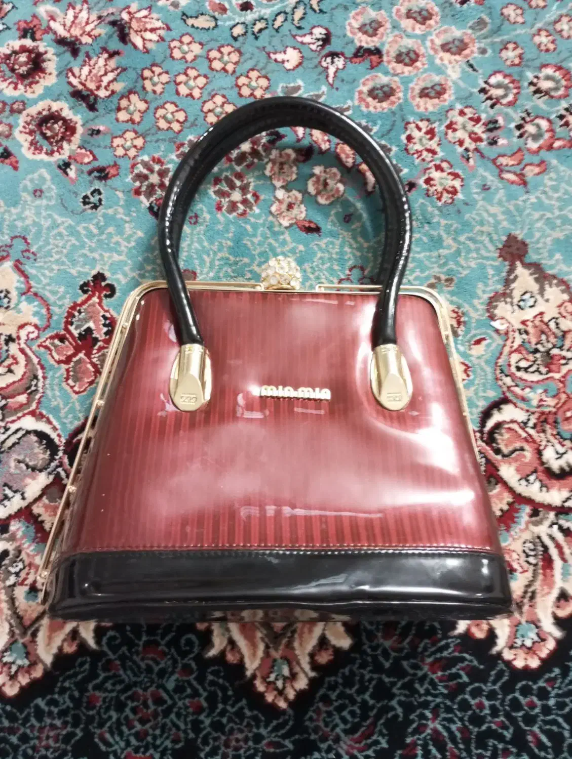 کیف مجلسی در حدنوو و تخت اهنی یک نفره|کیف، کفش، کمربند|قم, شهر قائم|دیوار