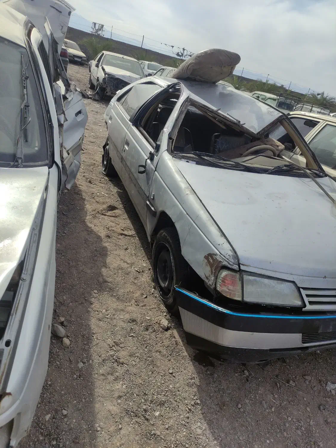 فروش فوری|خودرو سواری و وانت|بم, |دیوار