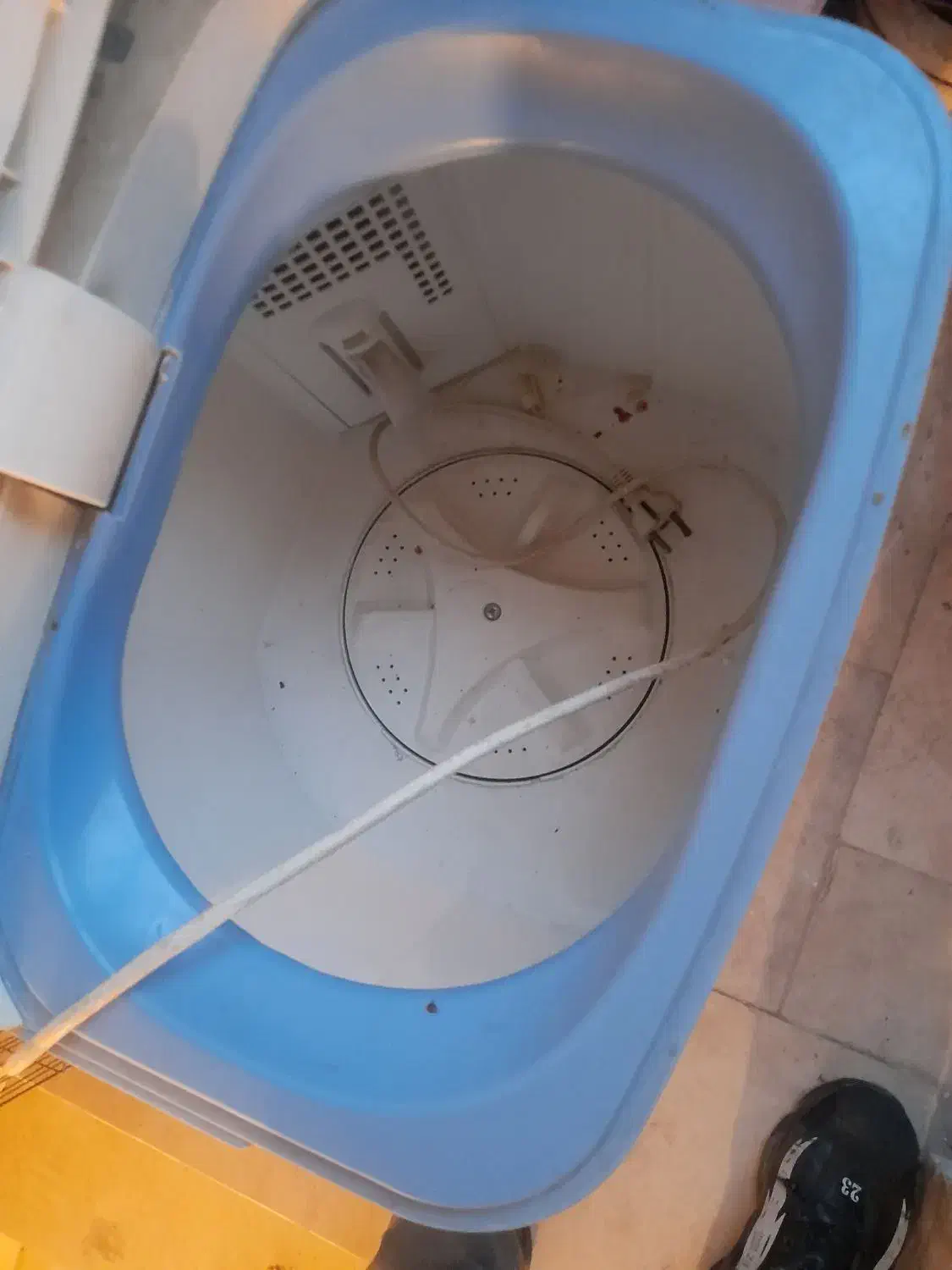 کهنه شور لباسشویی یه قلو سالم و بدون تعمیر|ماشین لباسشویی و خشک‌کن لباس|بومهن, |دیوار