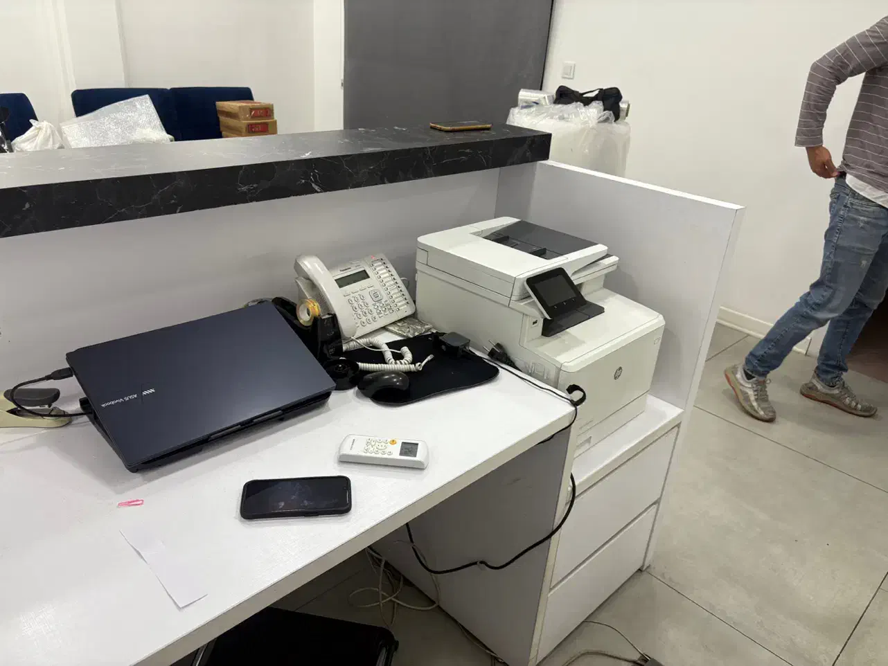 کانتر پذیرش برند ویرا|دفتر کار|تهران, حکیمیه|دیوار