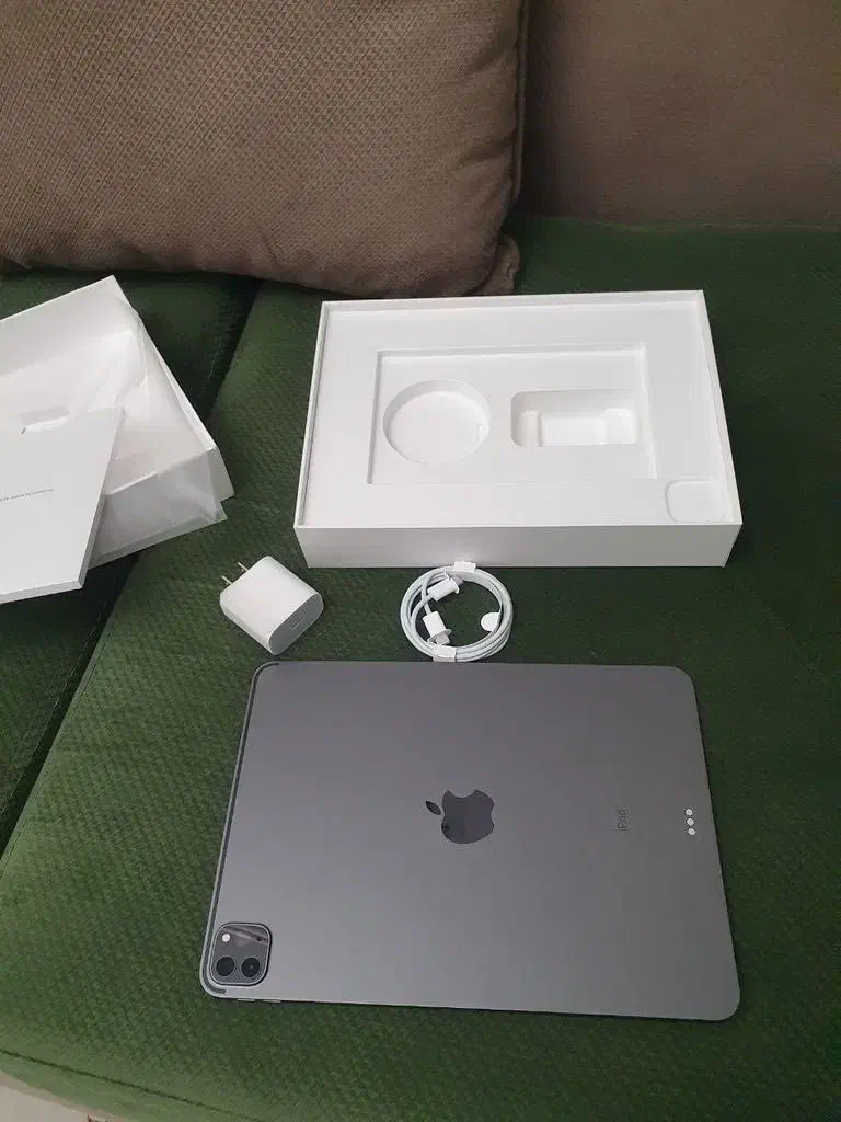 Ipad pro m1 11 inch wifi|تبلت|یزد, |دیوار