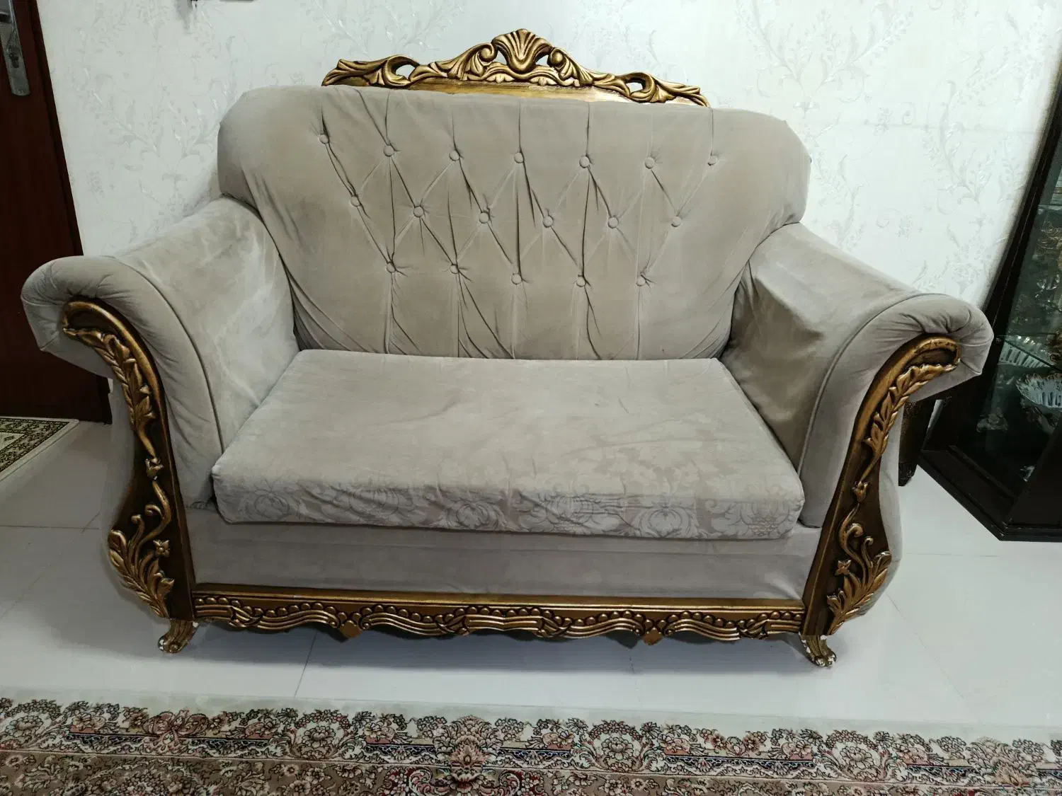 فروش مبل ومیز نهار خوری|مبلمان خانگی و میز عسلی|رشت, باهنر|دیوار