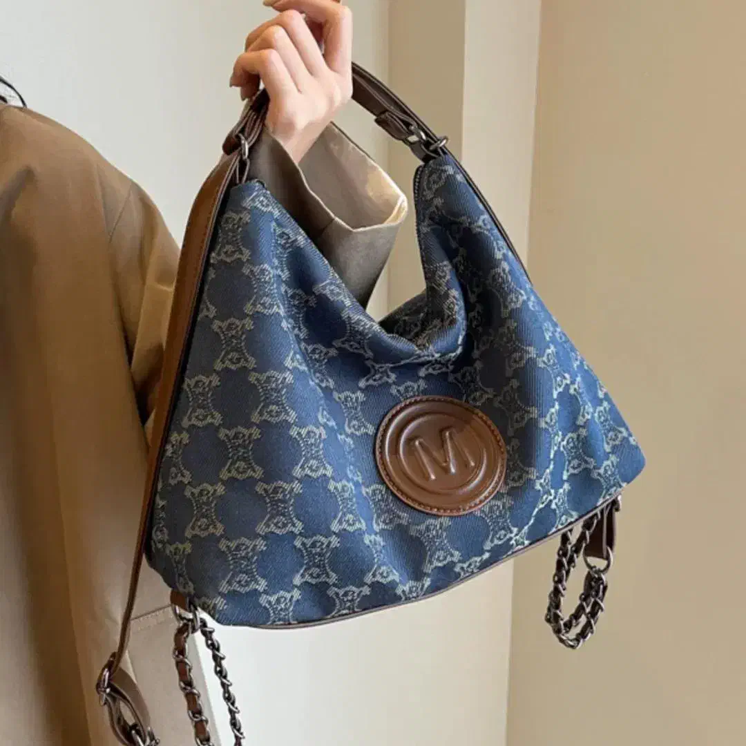 کیف|کیف، کفش، کمربند|بوشهر, |دیوار