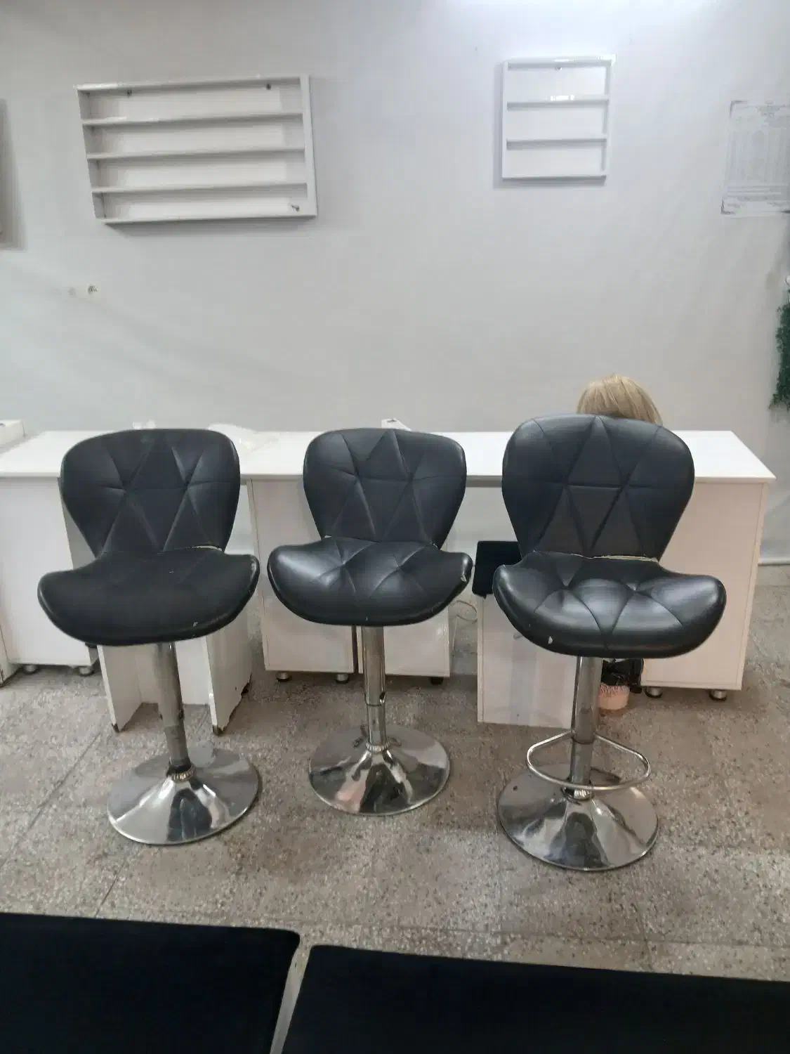 صندلی اصلاح و استاد کار|آرایشگاه و سالنهای زیبایی|بروجرد, |دیوار