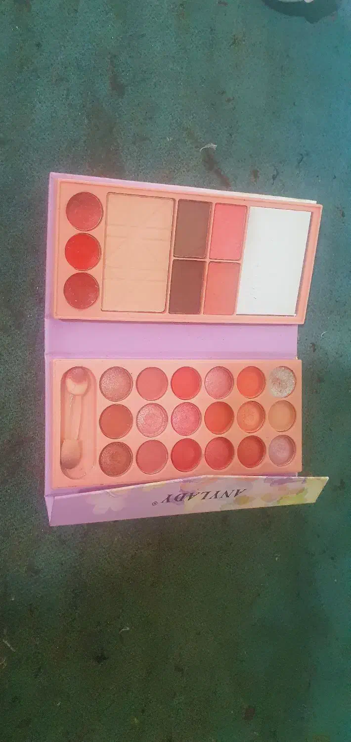 پالت سایه پری دریایی|آرایشی، بهداشتی، درمانی|قم, شهر قائم|دیوار