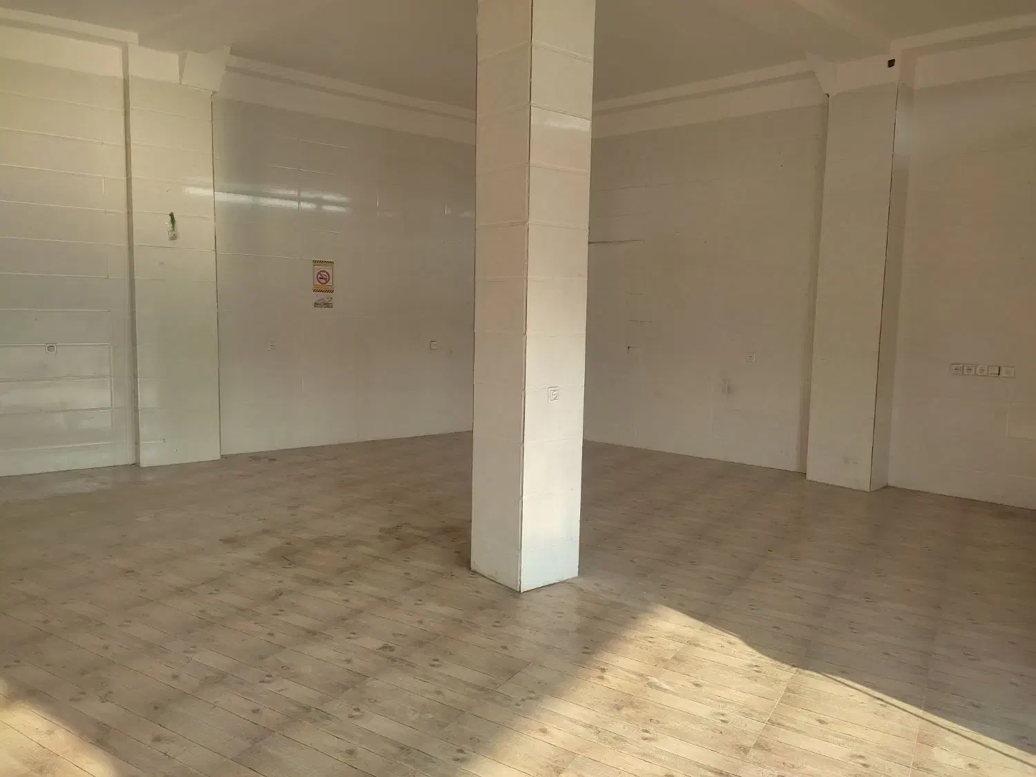 اجاره مغازه ۹۰ متری جهت انبار|اجارهٔ مغازه و غرفه|دره شهر, |دیوار