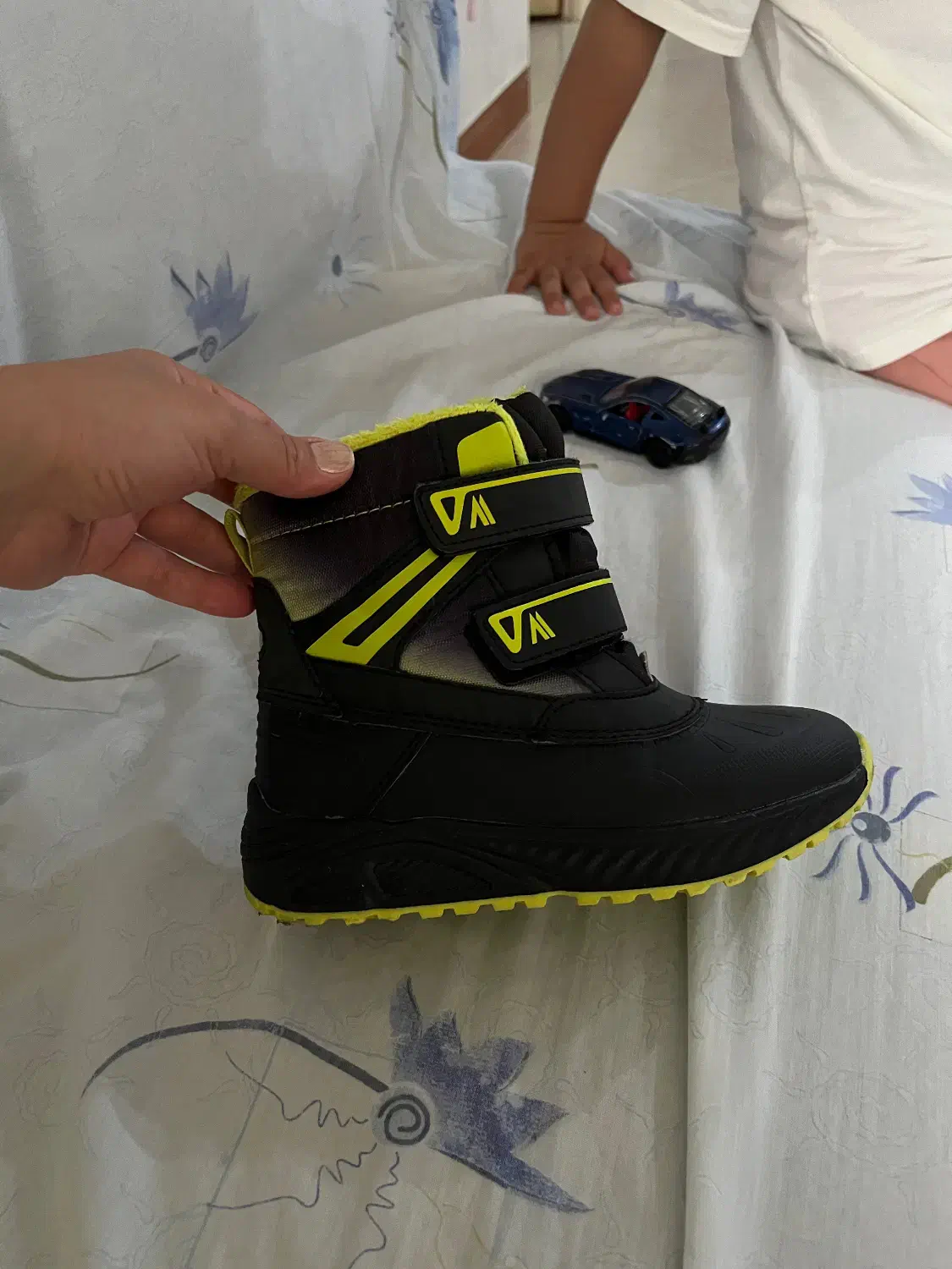 بوت خارجی سایز ۳۱|کفش و لباس بچه|اندیشه, اندیشه فاز ۴|دیوار