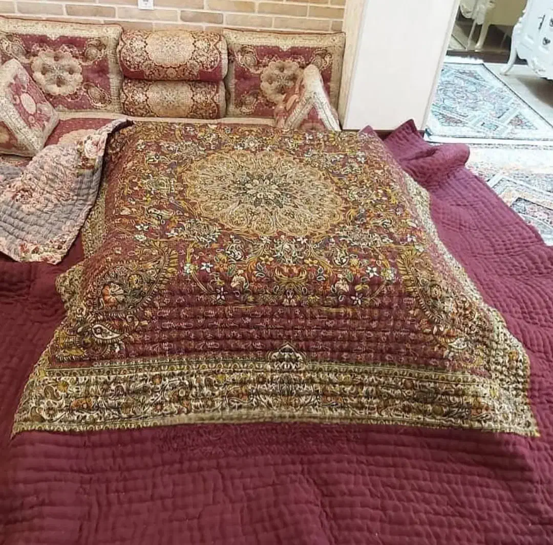 لحاف کرسی ترمه دوزی شده مدل ابریشم با کلیه لوازمات|رختخواب، بالش، پتو|تهران, شهرک ولیعصر جنوبی|دیوار