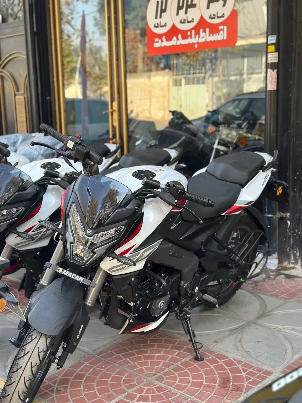 موتورسیکلت Bajaj NS 200 نیوفیس صفر مدل ۱۴۰۴|موتورسیکلت|تهران, گمرک|دیوار