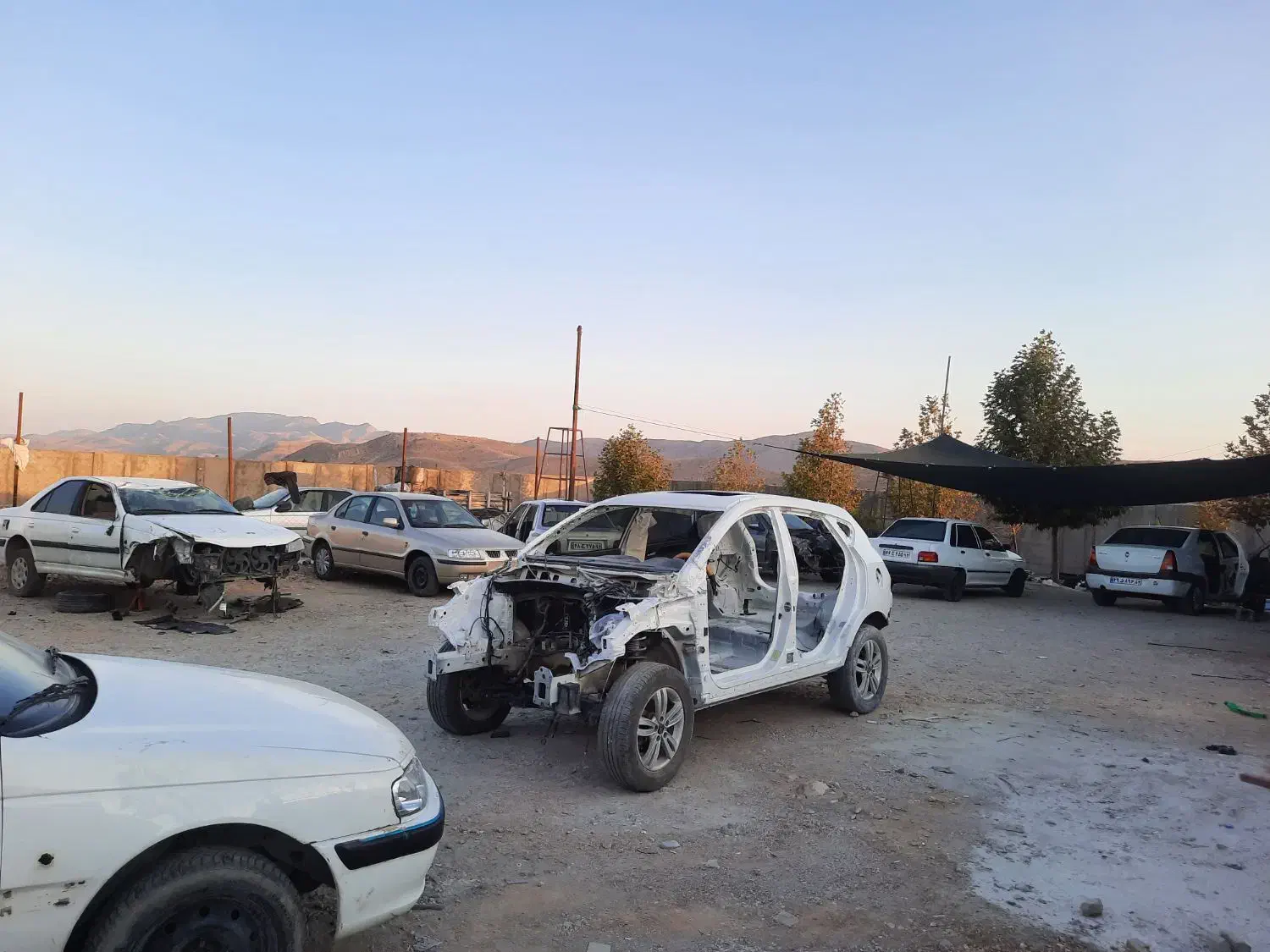 نیازمند استاد کار و شاگرد ( صافکاری ) خودرو|استخدام صنعتی، فنی، مهندسی|صدرا-فارس, فاز ۱|دیوار