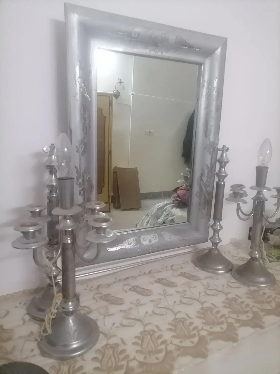 اینه شمدان|آینه|آران و بیدگل, |دیوار