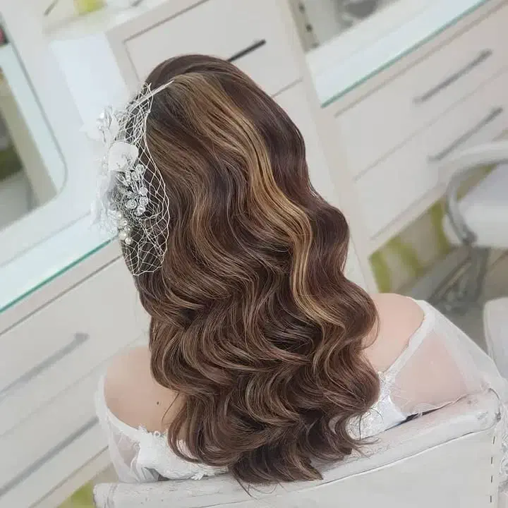 سالن زیبایی|خدمات آرایشگری و زیبایی|خوی, |دیوار